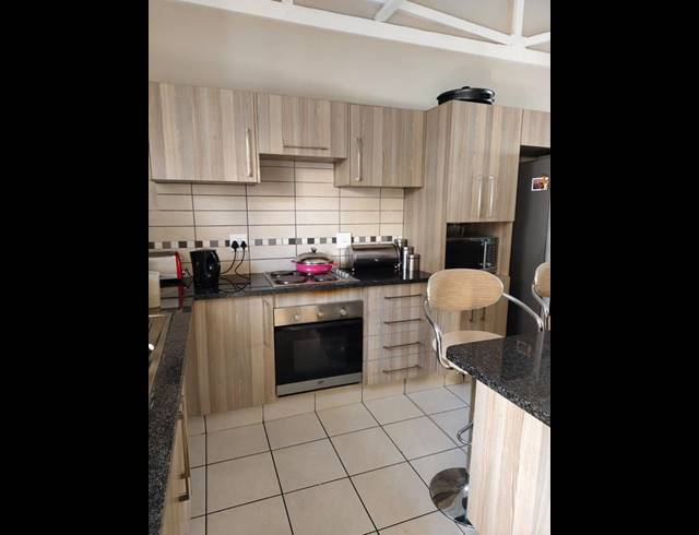 3 BEDROOM HOUSE FOR SALE IN WATERVAL EAST